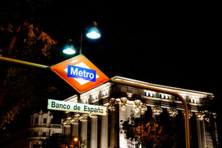 Bank of spain metro station sign in Madrid, Spain のeditorial素材