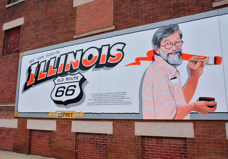 PONTIAC, IL-USA - JULY 16: Route 66 mural commemorates the city's role Bob Waldmire on July 16, 2017, in Pontiac, Illinois.のeditorial素材