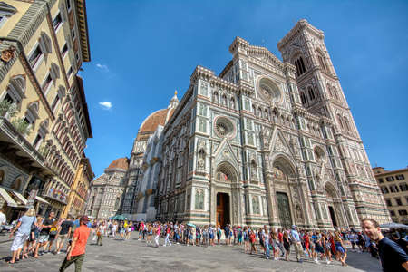 Cathedral Santa Maria del Fiore, Duomo. Italians call her Duomo. Tourists around the cathedral.のeditorial素材