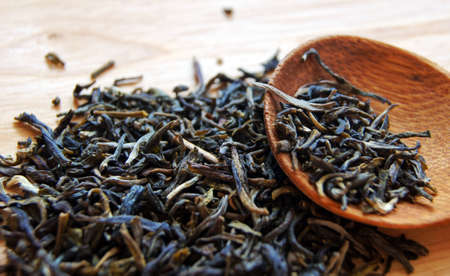 Closeup of set of China tea on bamboo mat                  の写真素材