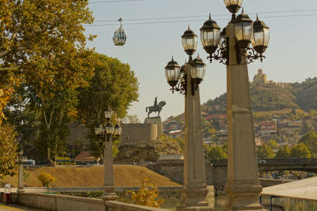 Old Tbilisi: riverside of Mtikvari riverのeditorial素材
