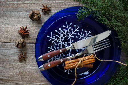 Table decoration for Christmas eve with bright table setの写真素材