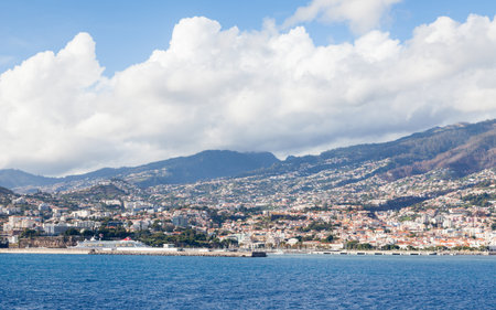 The harbour in Funchal on the Portuguese island of Madeira.のeditorial素材