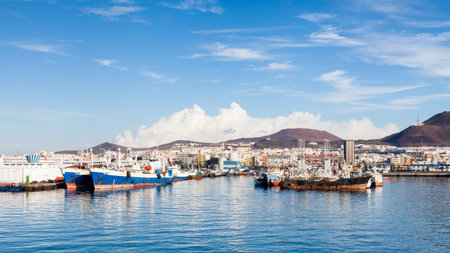 Ships are pictured docked in port Las Palmas de Gran Canaria, Spain.のeditorial素材