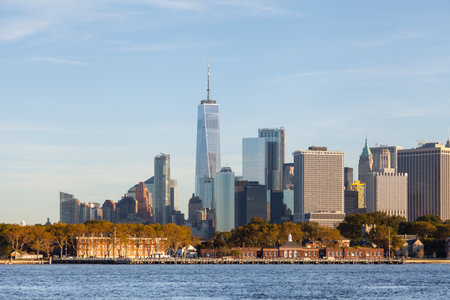 The Lower Manhattan skyline in New York City is viewed from the Brooklyn waterfront.  The One World Trade Centre dominates the skyline.のeditorial素材