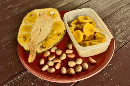  Jackfruit and seeds in red tray