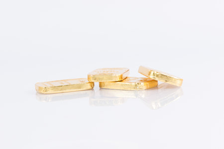 The gold bar on white background with clipping pathの写真素材