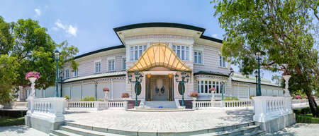 Ayutthaya, Thailand - July 31, 2017 :  Bang Pa-In Royal Palace, also known as the Summer Palace, is a palacecomplex formerly used by the Thai kings.  Phra Thinang Uthayan Phumisathianのeditorial素材