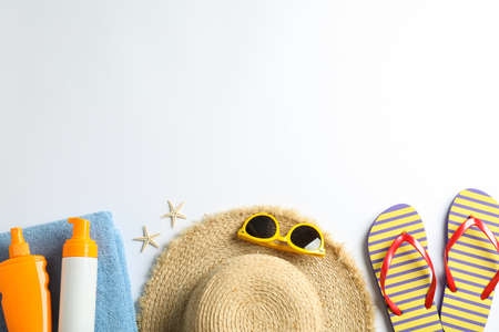 Summer vacation composition on color background. Space for text, top viewの写真素材