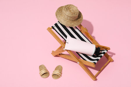 Concept of summer vacation skincare accessoriesの写真素材