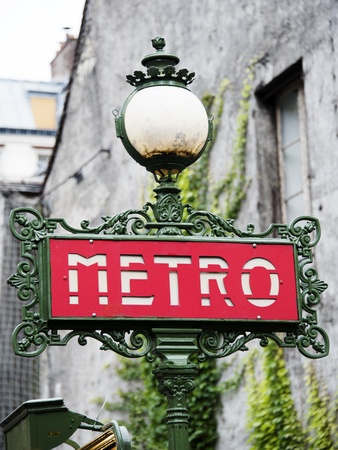 A traditional metro sign in Paris- Franceの写真素材