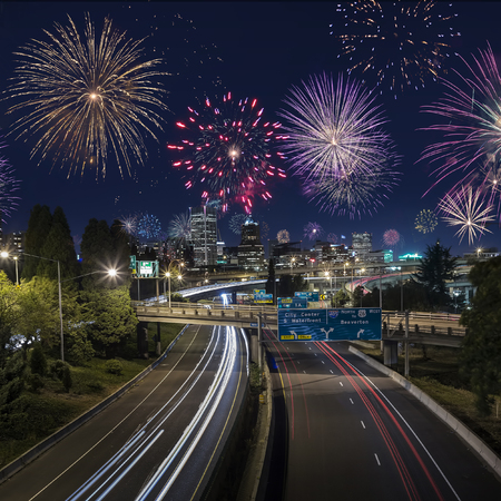 Long night exposure of night traffic in Portland, Oregon, USAの写真素材