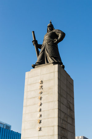 Yi Sun-sin (April 28, 1545 â December 16, 1598), also commonly transliterated Yi Soon-shin or Lee Sun-shin) was a Korean naval leader noted for his victories against the Japanese navy during the Japanese invasions of Korea (1592-1598) during the Joseon のeditorial素材