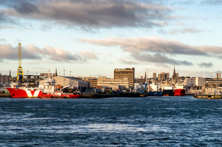 A view of Aberdeen harbour.のeditorial素材