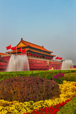 China Beijing Tiananmen gate entrance to Forbidden cityのeditorial素材