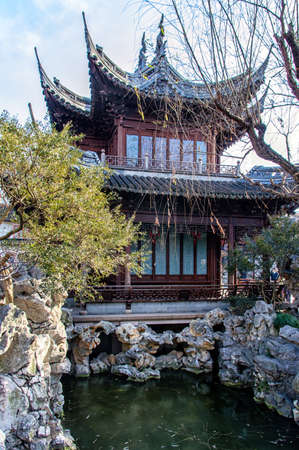 Traditional Chinese architecture in Yu Yuan Gardens, Shanghai, China.の写真素材