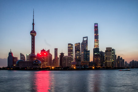 Shanghai, China city skyline before Sundawn on the Huangpu River.のeditorial素材