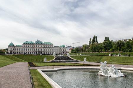 The classical Belvedere palace building with fountains in Vienna, Austriaのeditorial素材