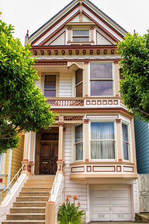 San Francisco, California, Usa: close up of one of the Painted Ladies on 5 May 2016. The Painted Ladies are a row of colorful Victorian houses at 710-720 Steiner Street across from Alamo Square parkのeditorial素材