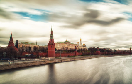 Long Exposure view The Grand Kremlin Palace, Ivan The Great Bell Tower and Kremlin towerのeditorial素材