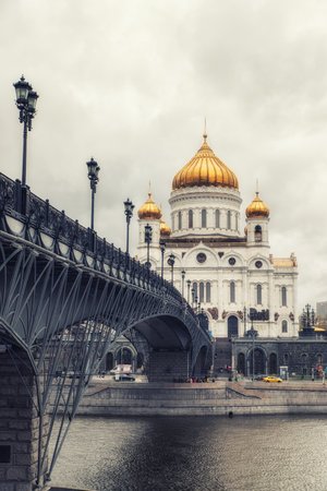 Moscow, Russia, 26th April 2018: The Cathedral of Christ the Saviour and Patriarshy bridge in Moscow, Russiaのeditorial素材