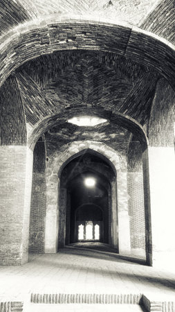 Old chamber of Taj al Molk at the Jameh Mosque beautiful interior with the brick pillars.のeditorial素材
