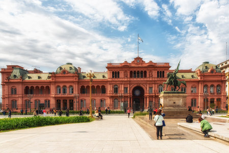 Buenos Aires, Argentina -  29 August 2019: A view of Casa Rosada, or Pink House, the office of President of Argentina. with landmark Plaza de Mayo, location of many historic and political events.のeditorial素材