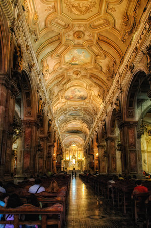 Inside the Metropolitan Cathedral of Santiago (Catedral Metropolitana de Santiago), Plaza de Armas, Santiago, Chileのeditorial素材
