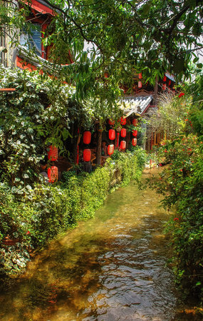 Lijiang, Yunnan - 25 August 2007: Dayan old town of Lijiang, Yunnan, China. The lijiang is a tourist city of China.のeditorial素材