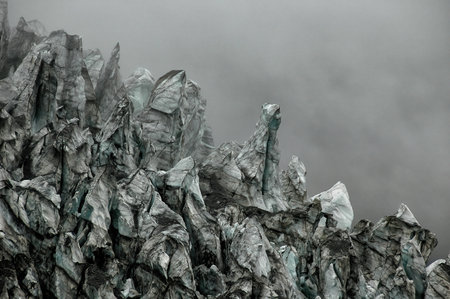 Jade Dragon Snow Mountain Glacier, Lijiang, Yunnan Province, Southern Chinaの写真素材