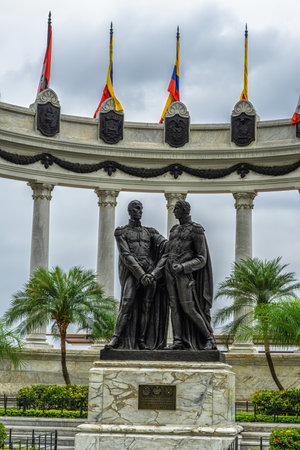 Guayaquil, Guayas, Ecuador - September 26, 2022: "Hemiciclo de la Rotonda" Monument is dedicated to the liberators of South America Simon Bolivar and San Martin,.のeditorial素材