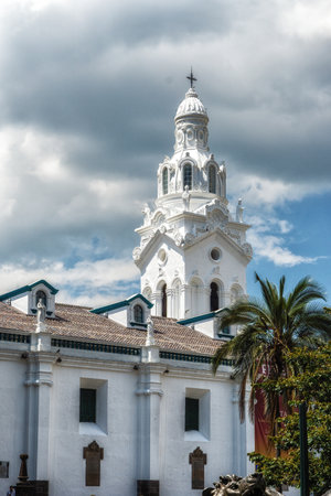 Metropolitan Cathedral of Quito in the Historic center early in the morning , Quito, Ecuadorの写真素材