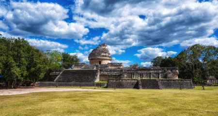 El Caracol, the Snail, an observatory, Zona Central, Chichen-itza, Mayan and Toltec archaeological