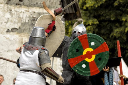 CHORZOW,POLAND, JUNE 9: Fight of medieval knights during a IV Convention of Christian Knighthood on June 9, 2013, in Chorzowのeditorial素材