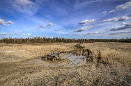OGRODZIENIEC, POLAND - March 19. Off-road "Penrite H6" 4x4 competition on March 19, 2016 in Ogrodzieniec, Polandのeditorial素材