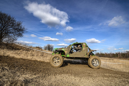 OGRODZIENIEC, POLAND - March 19. Off-road "Penrite H6" 4x4 competition on March 19, 2016 in Ogrodzieniec, Polandのeditorial素材