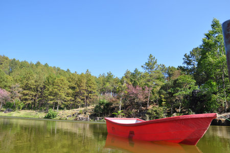 red boat