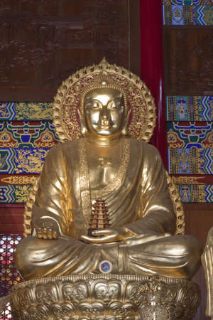 Buddha statue, Looking at the temple in Thailand.のeditorial素材