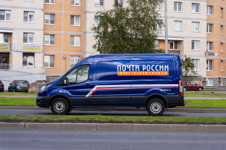 Sosnovy Bor, RUSSIA-September 03.2021: delivery minibus of the Russian Post, mail delivery.のeditorial素材