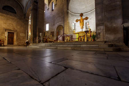 San Michele in Foro basilica interior and altarのeditorial素材
