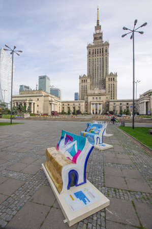 WARSAW, POLAND - JULY 13, 2017: Beautiful artistic painted bench in the Warshaw, Polandのeditorial素材