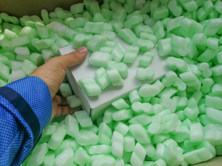 Loose fillers many soft chips in the parcel box for professional shippment protection