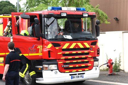 Simulation of firefighters interventionのeditorial素材