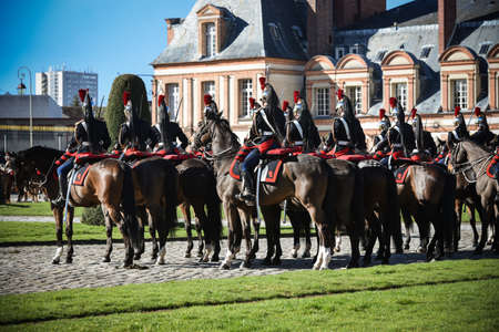 show of the republican guard in fontainebleau castleのeditorial素材
