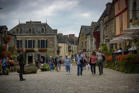 ROCHEFORT EN TERRE - FRANCE - SEPTEMBER 2021: street view on the medieval village of rochefort en terre on brittany in Franceのeditorial素材