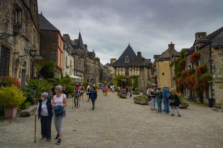 ROCHEFORT EN TERRE - FRANCE - SEPTEMBER 2021: street view on the medieval village of rochefort en terre on brittany in Franceのeditorial素材