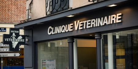 Fontainebleau - France - March 2023: view of a veterinary clinic signのeditorial素材