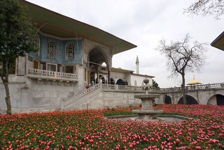 Istanbul, Turkey - 13 April ,2019 : Beautiful red color tulip garden in front of Bagdat Pavilion of the TopkapÄ± Palace on 13 April ,2019 in Istanbul, Turkeyのeditorial素材