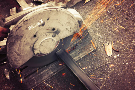 Machines for metal cutting with sparks light