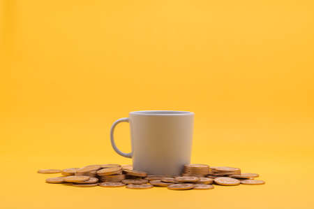 save money, invest in stocks, financial growth, incomeの写真素材